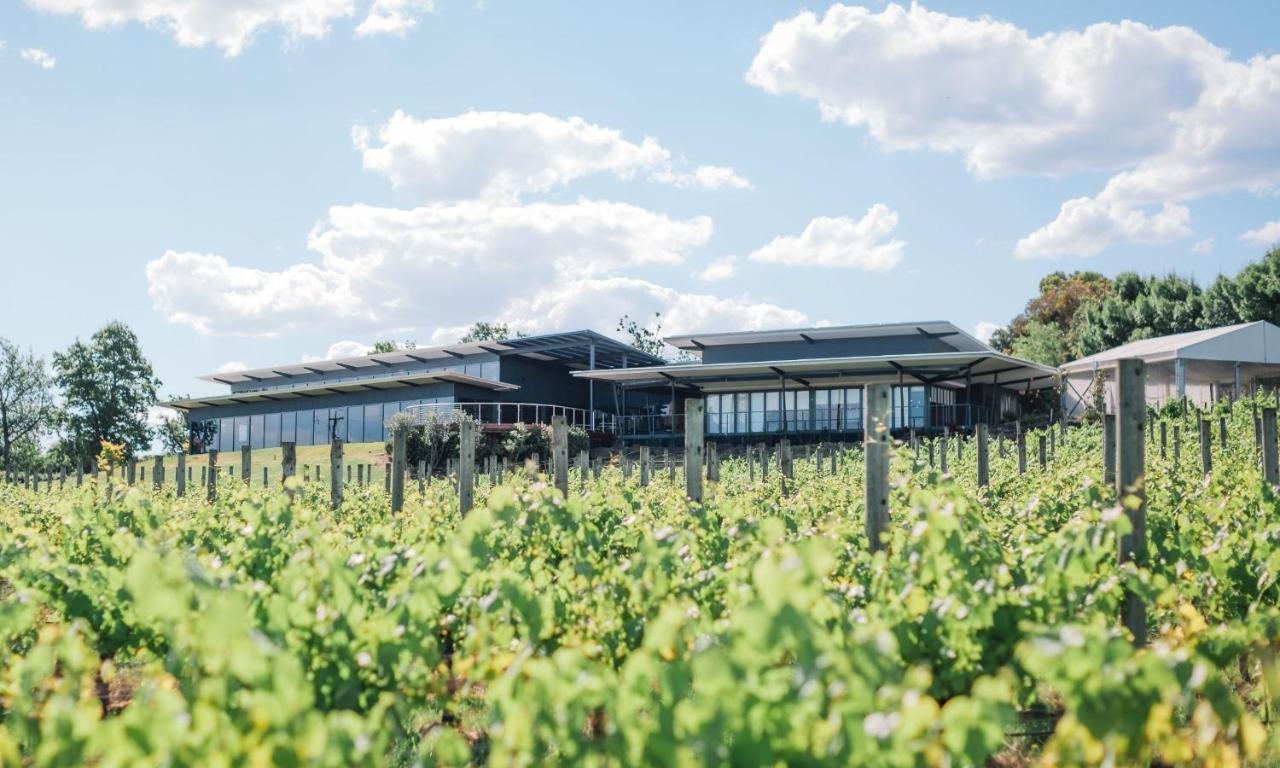 Balgownie Estate Yarra Valley Yarra Glen Exteriér fotografie The winery at the Charlesworth Estate